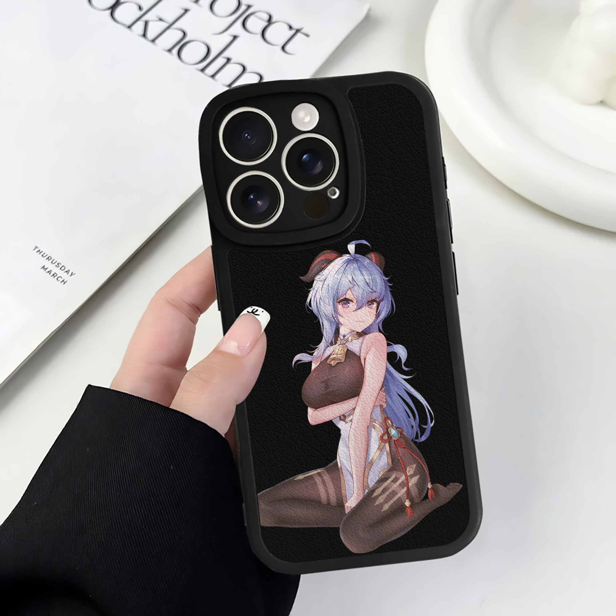 げんし神 甘雨 かんう genshin Ganyu 【iPhone 16シリーズ対応】シリコンスマホケース（レザー調） 材質：シリコン